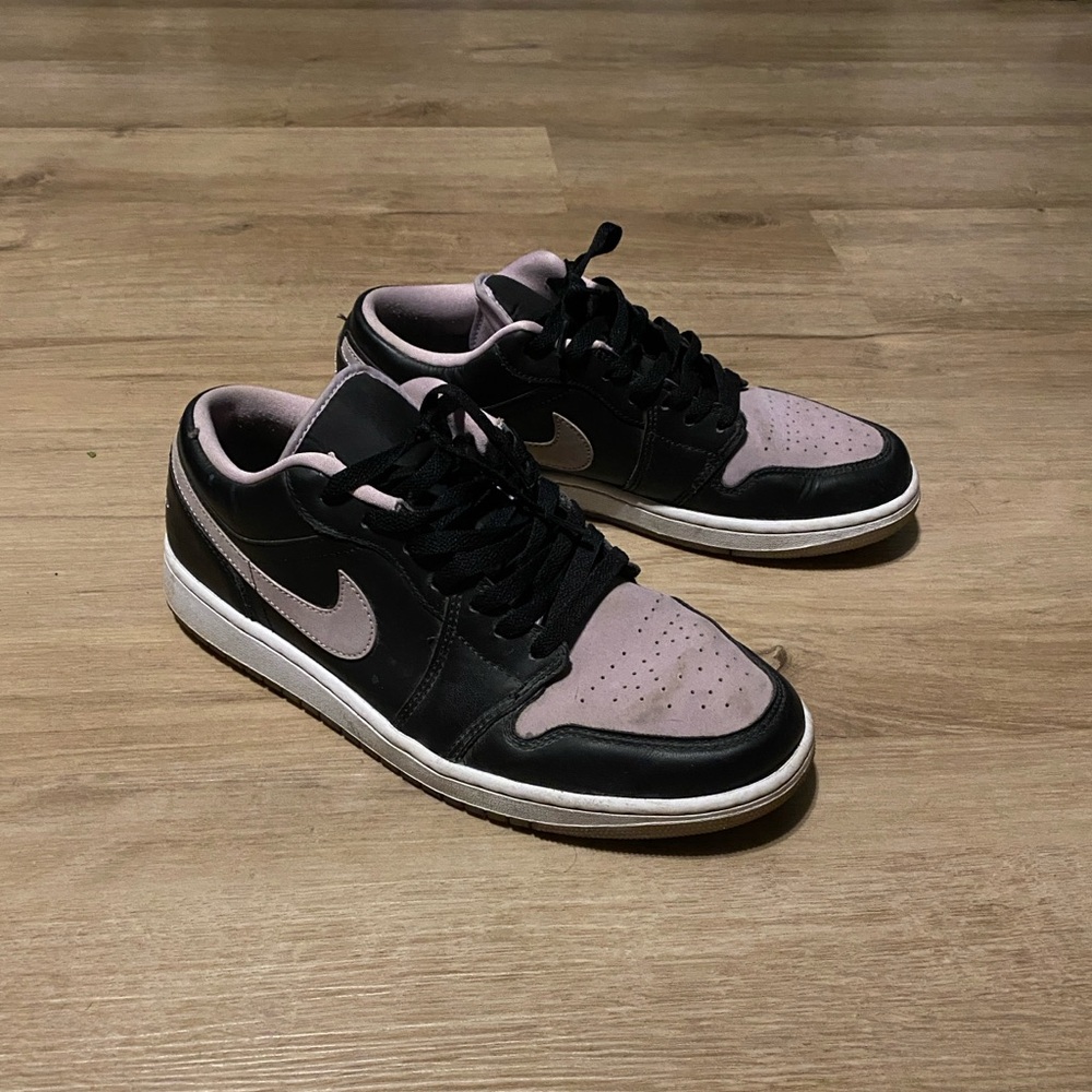 Air Jordan 1 Low SE " Iced Lilac"